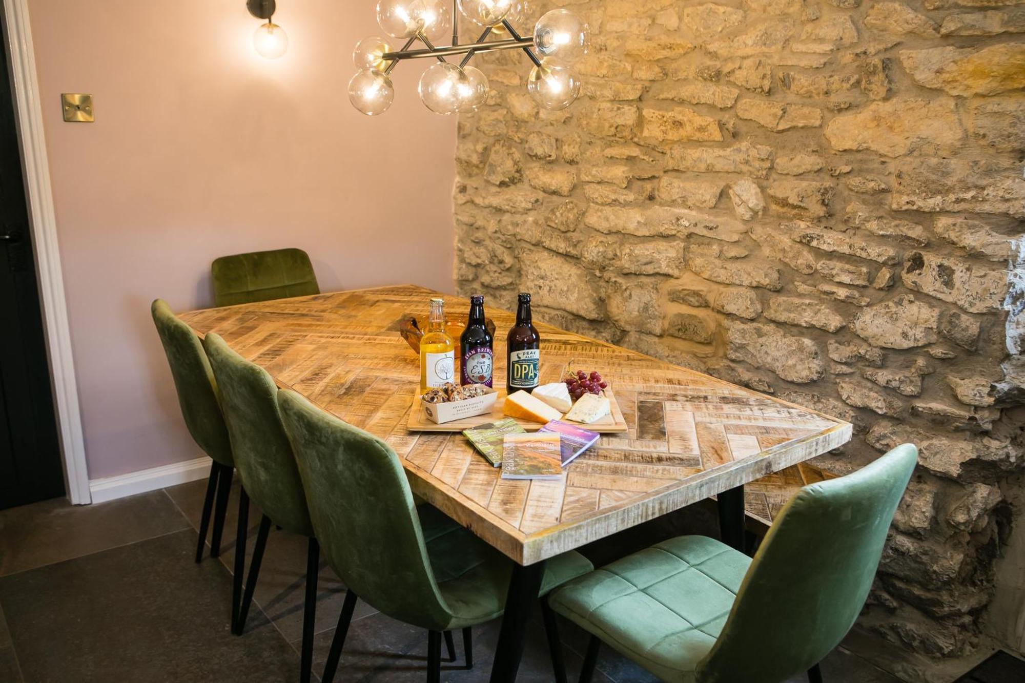 Candle House By Muse Escapes Βίλα Castleton  Εξωτερικό φωτογραφία